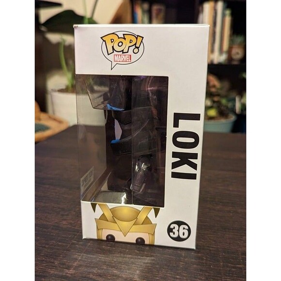 Funko Pop! Marvel Loki Black and White Hot Topic #36 Vaulted w/Protector - Picture 4 of 6